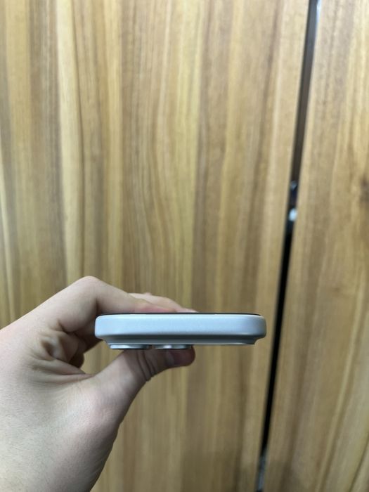 Iphone 17 pro silver 256 gb 100% 34 sikl