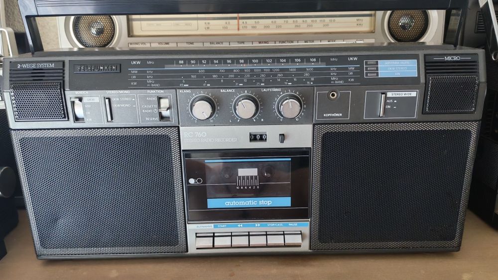 Radio casetofoane de colecție
