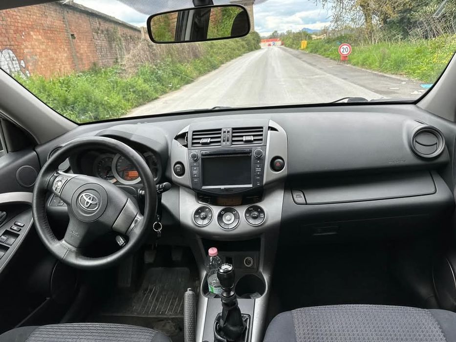 Toyota Rav4 На Части