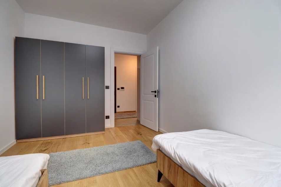 Продава се Тристаен апартамент в София, Левски - 109 кв.м за 1927 €/кв.м - Снимка #5