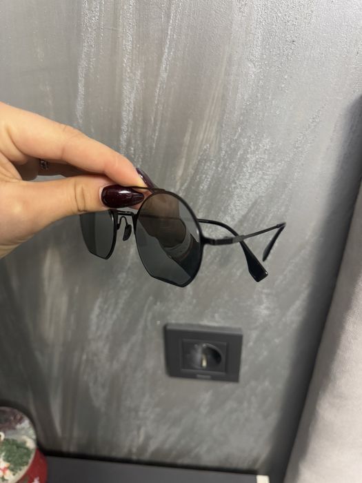 Слънчеви очила Fendi