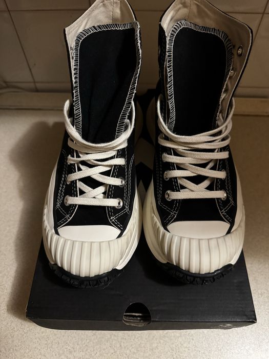 Converse 42 aproape noi!