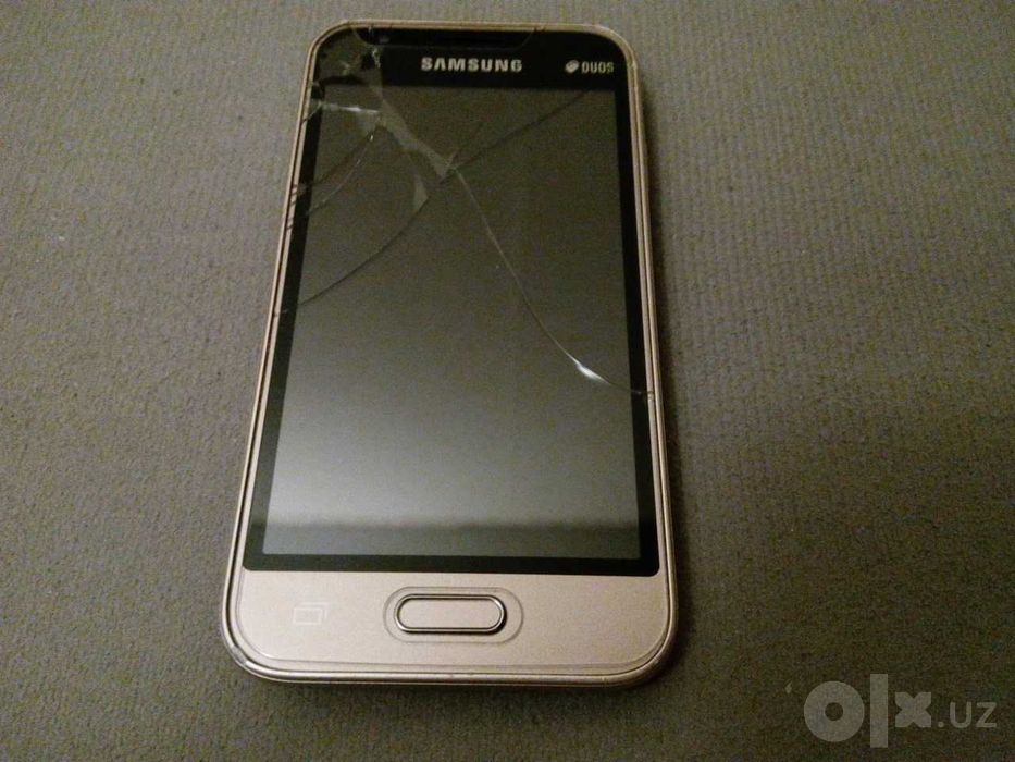 смартфон Samsung Galaxy J1 mini prime