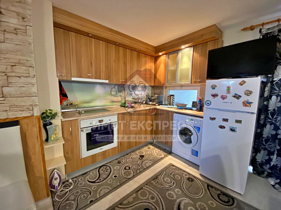 Продава се Къща в Асеновград - 70 кв.м за 6 €/кв.м - Снимка #3