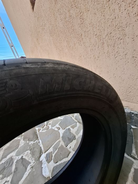 Anvelope 215/60/17 -  vara Michelin - Continental