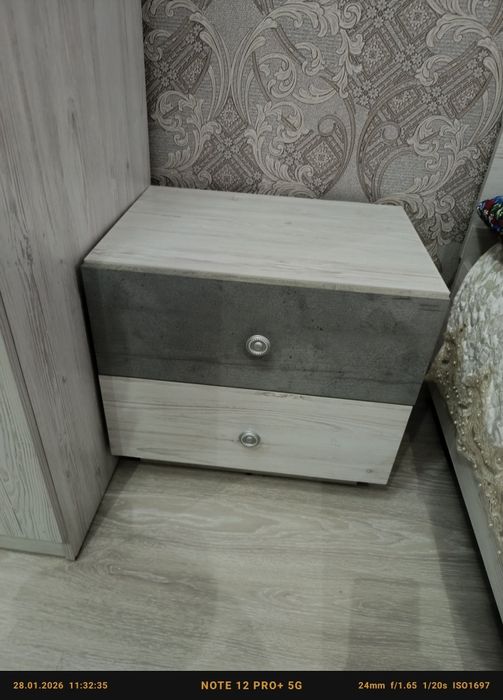 Спальный гарнитур