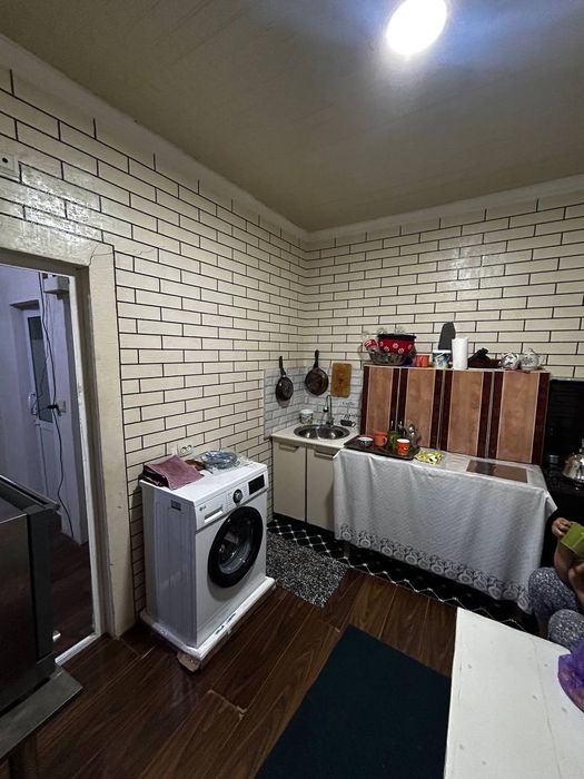 Nazarbek uy sotiladi almashtiraldi