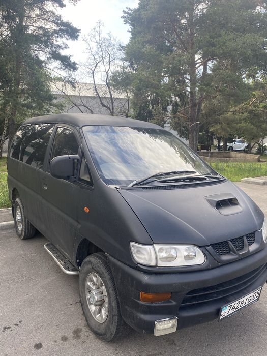 DELICA L400 Булка