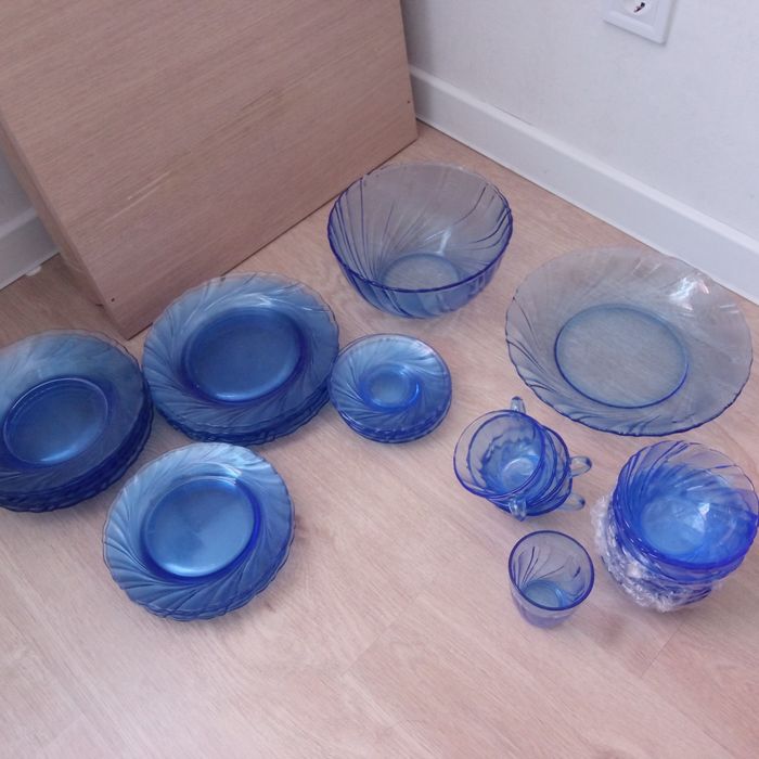 Продам сервиз люминар