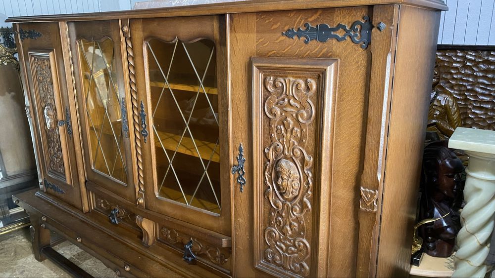 Mobilier Vintage Lemn Sculptat antic