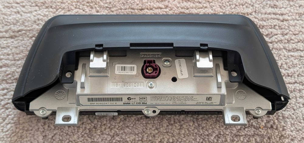 Piese BMW F30 Display CID 6.5", butoane volan rosii, chei etc