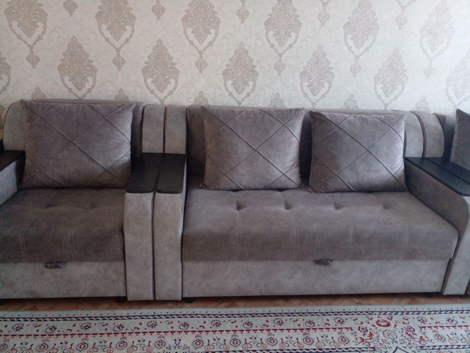 Продам Диван 2+1