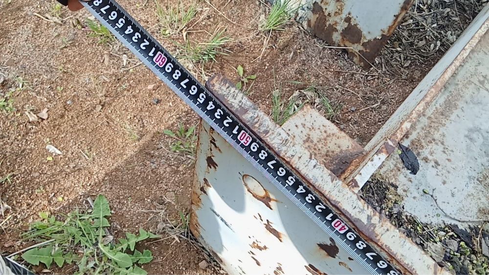 Продам металические колонны