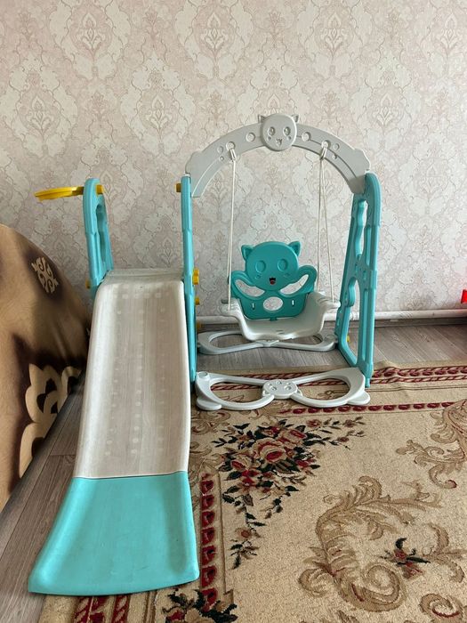 Детская горка с качелей