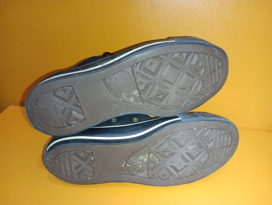 Converse N 37,5 кожени
