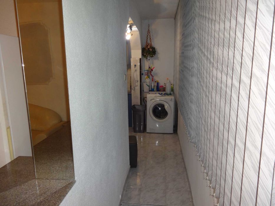 Дава се под наем Двустаен апартамент в София, Надежда 1 - 60 кв.м за 306 € - Снимка #7