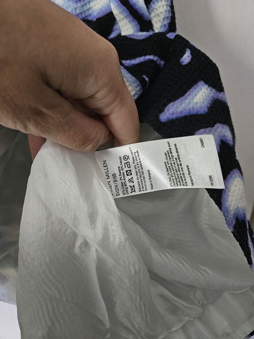 Нова прекрасна пола на Karen Millen