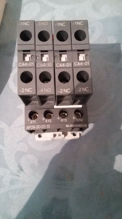 Contactor ABB - 240V, 25 A, cod NF71E