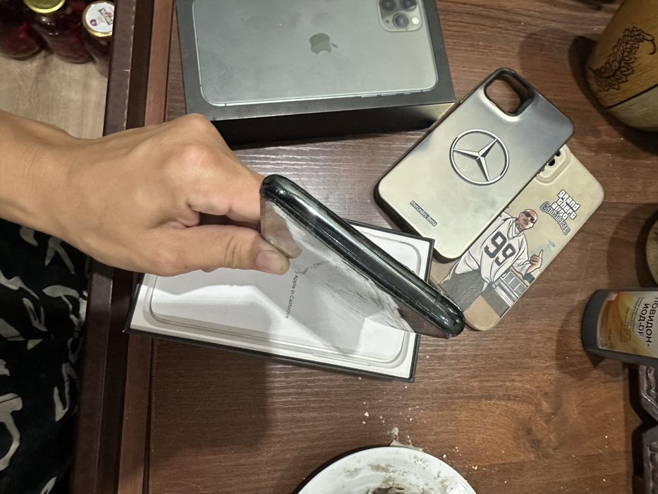 Iphone 11 pro max на запчасти