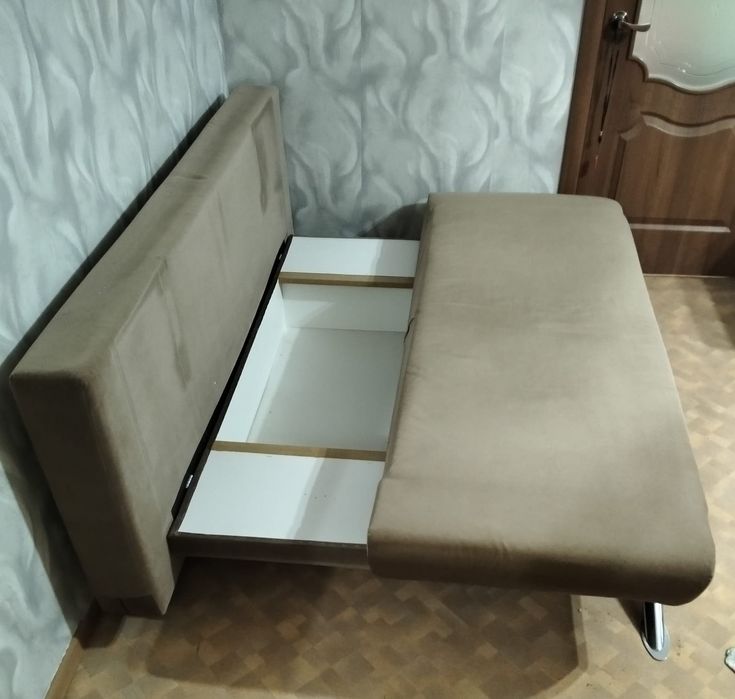 Продам белорусский диван
