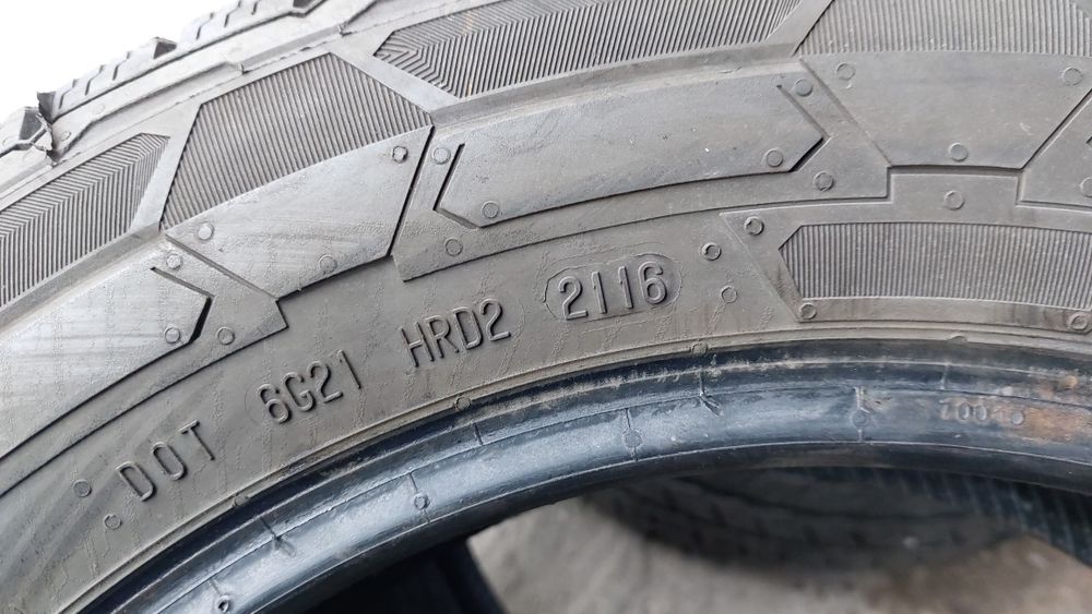 Зимни гуми за Бус 195/65/16 C Continental VanContactWinter 4 броя