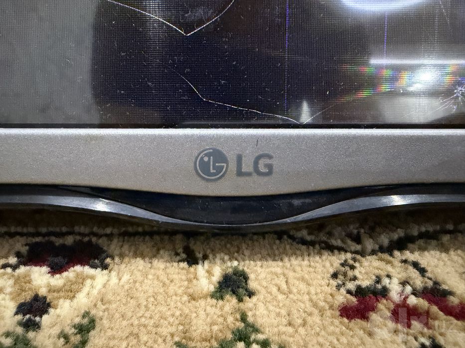 Televizor 42 talik. LG va Sony original.