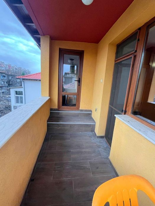 Дава се под наем Многостаен апартамент в Пловдив, Христо Смирненски - 120 кв.м за 600 € - Снимка #10