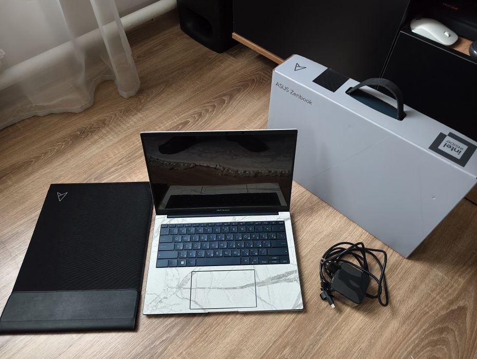 Asus Zenbook UX3405MA Core Ultra 7