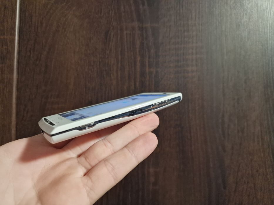 Sony Ericsson Xperia X10i (X10) – Liber de rețea