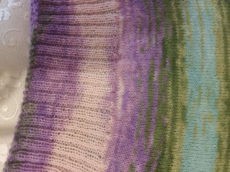 Ръчно плетена блуза, мека , елегантна