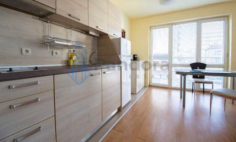 Дава се под наем Двустаен апартамент в София, Център - 60 кв.м за 475 € - Снимка #4