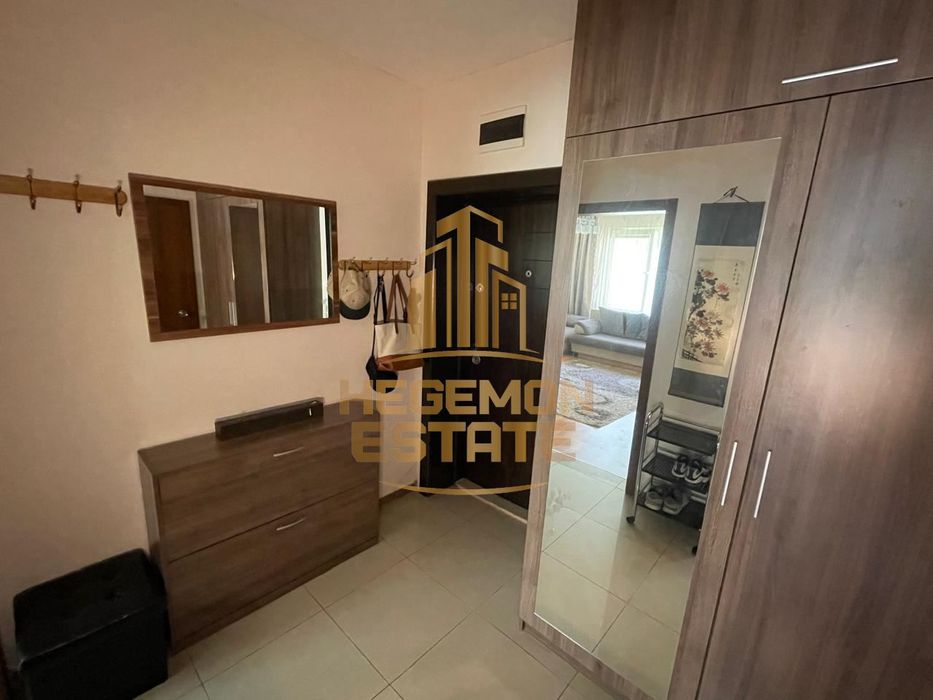 2-стаен в Варна, област-к.к. Св.Св. Константин и Елена площ 70 цена 1