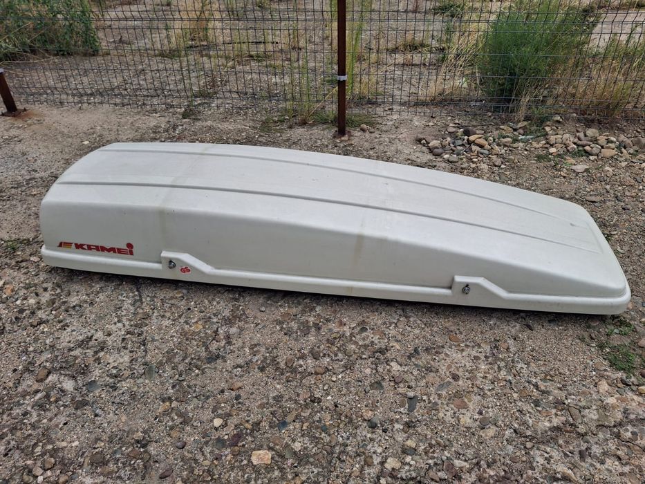 Голям автобокс    .