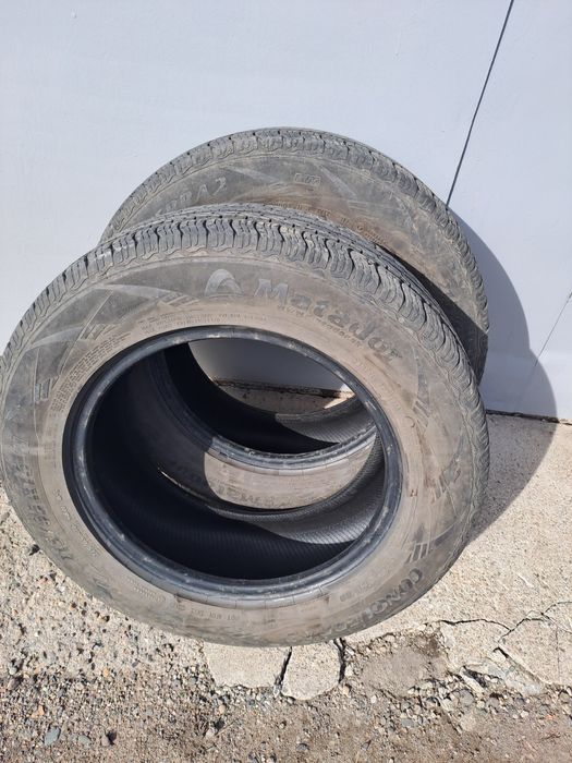 Продаю шины R16, 215/65