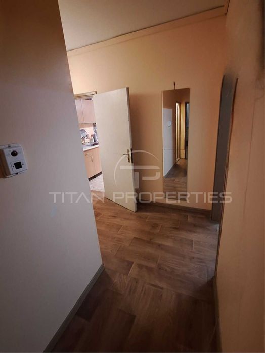 Продава се Тристаен апартамент в Пловдив, Тракия - 86 кв.м за 1280 €/кв.м - Снимка #8