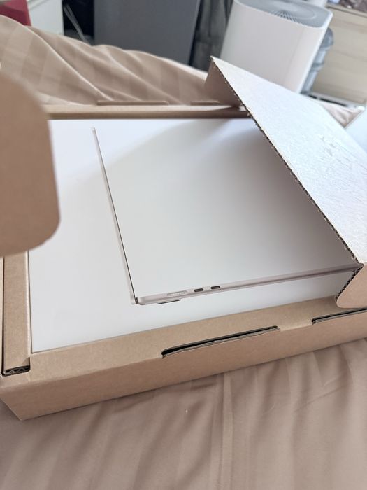 Macbook Air 15 M4 256gb