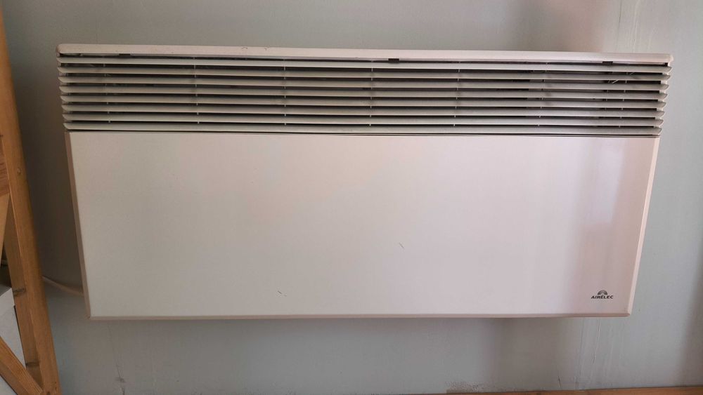 Конвекторен радиатор 2000W AIRELEC