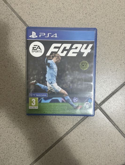 Продавам СПЕШНО PS4 512 gb като нов!!! С 2 джойстика, 11 хубави игри, оригинален кабел за зареждане и безплатна профилактика преди да ви го изпратя.