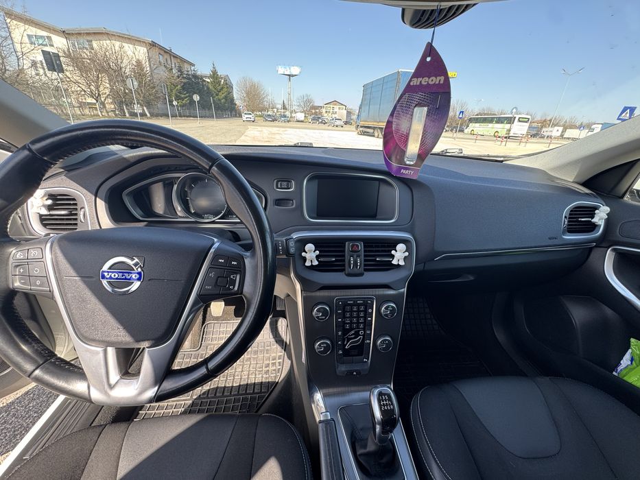 Vand aututurism Volvo V40