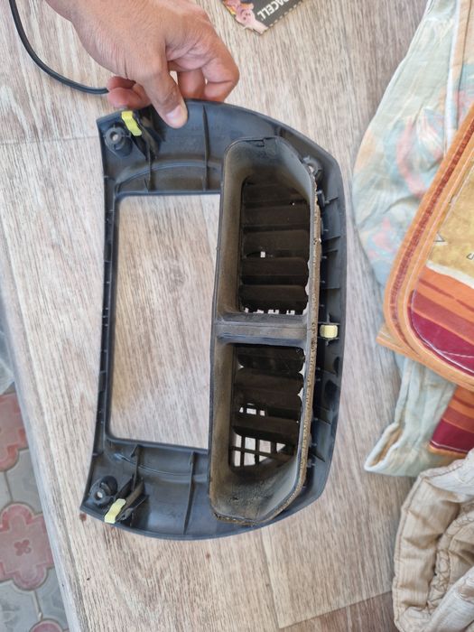 Панель в салоне rav 4 2001