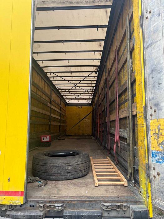 Vând ansamblu - camion DAF și semiremorcă SCHMITZ (mega)