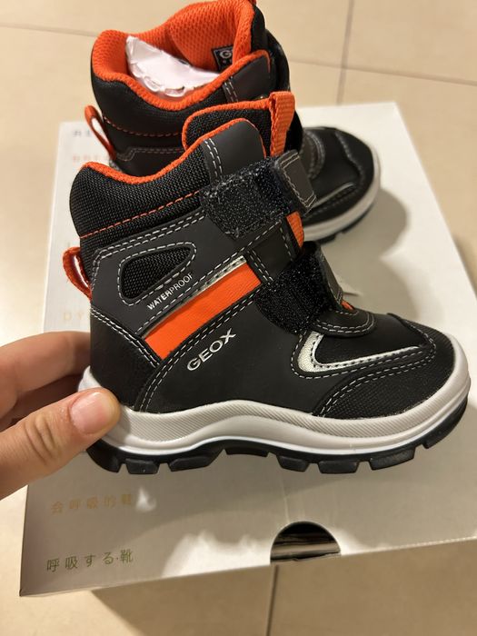 Нови детски ботушки Geox-21 номер