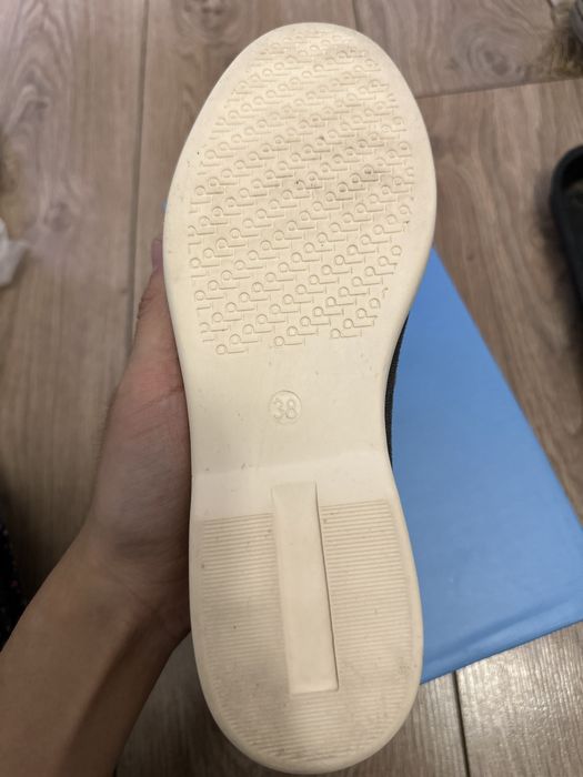 Лоферы женские