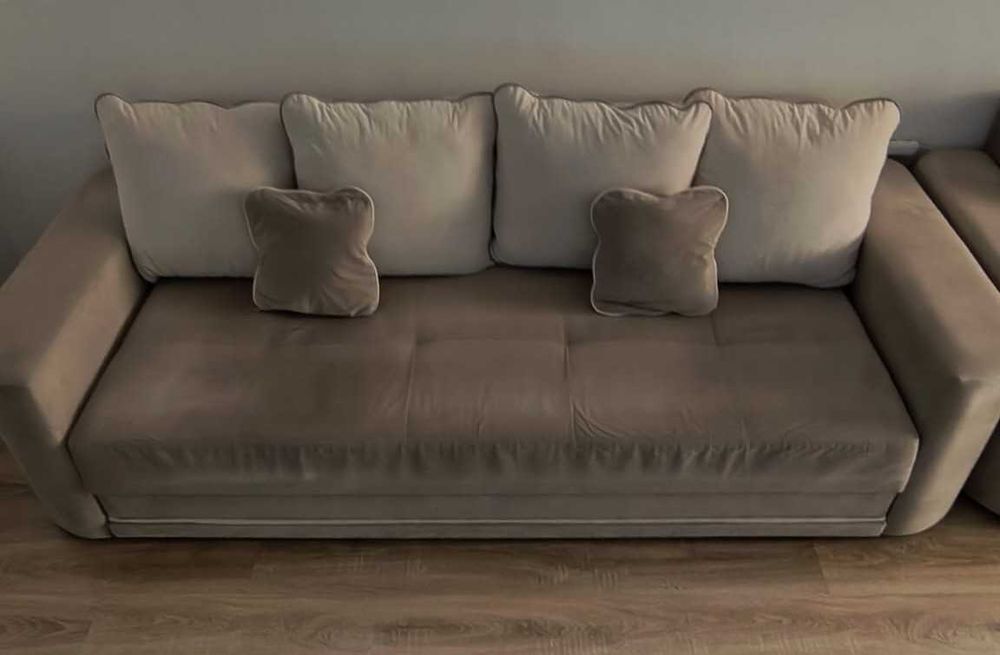 Canapea extensibila cu perne + fotoliu