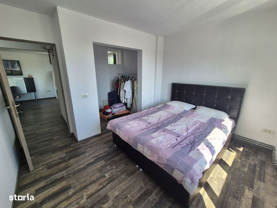 Vand apartament in centru
