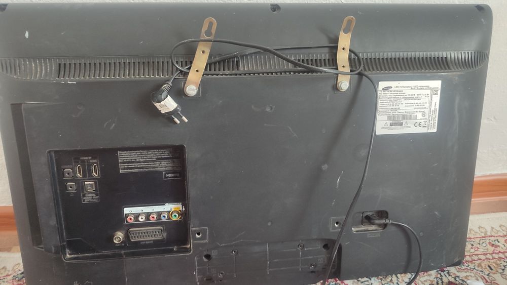 Телевизор SAMSUNG