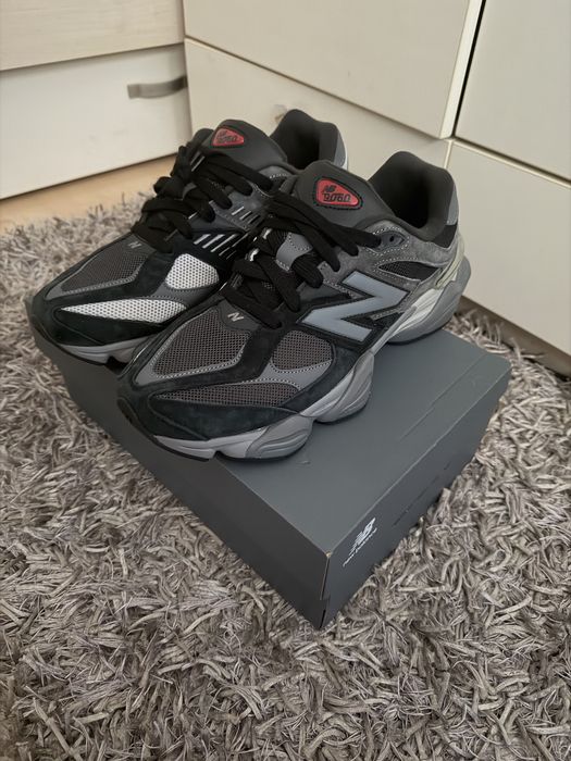 Нови обувки New Balance 9060 46,5 номер