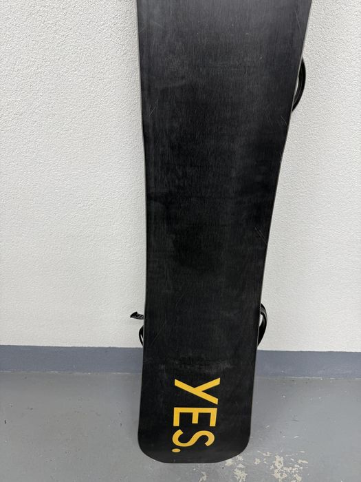 placa snowboard yes dicey L156cm 2023/2024