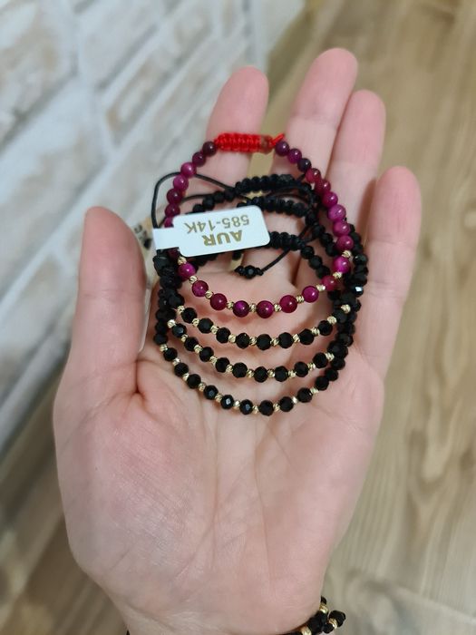 Realizez bratari cu bile de aur 14K si pietre semipretioase