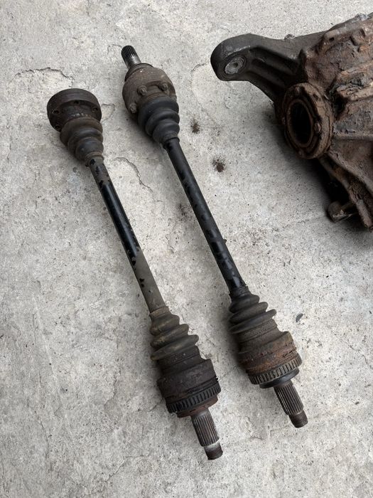 Редуктор с приводами на BMW e36